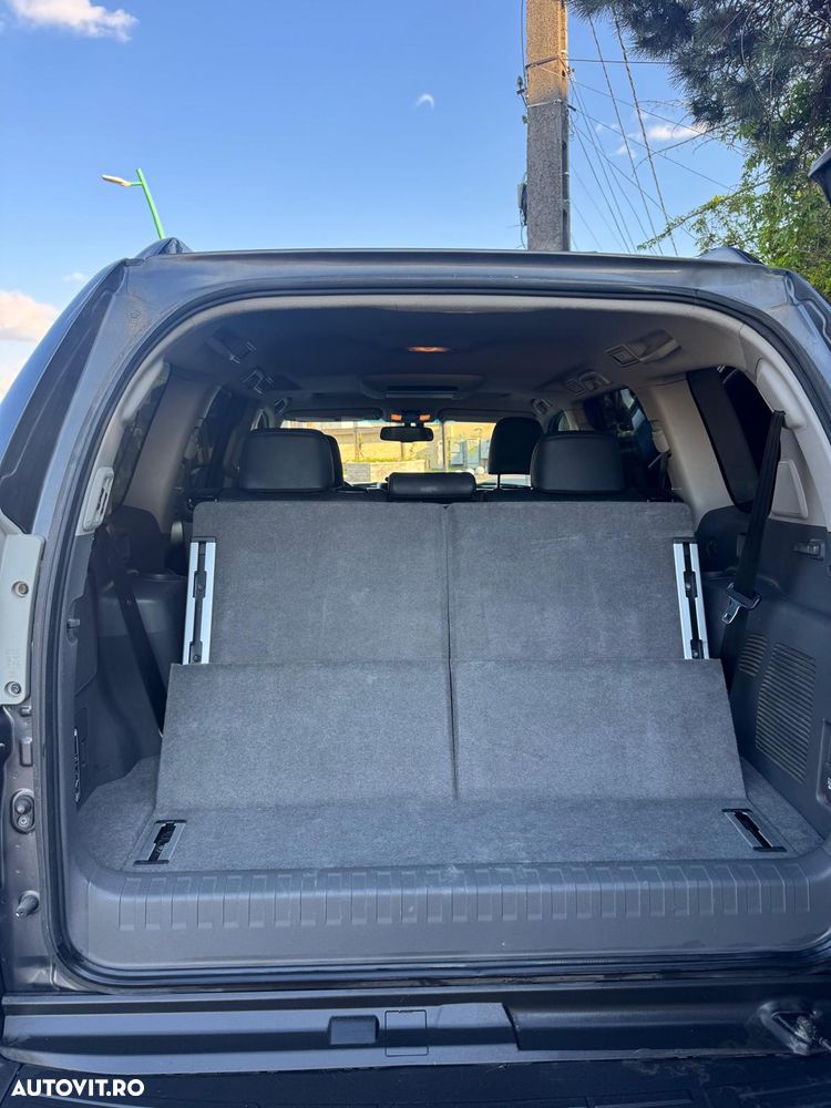 Toyota Land Cruiser 3.0l Turbo D-4D A/T Luxury - 8