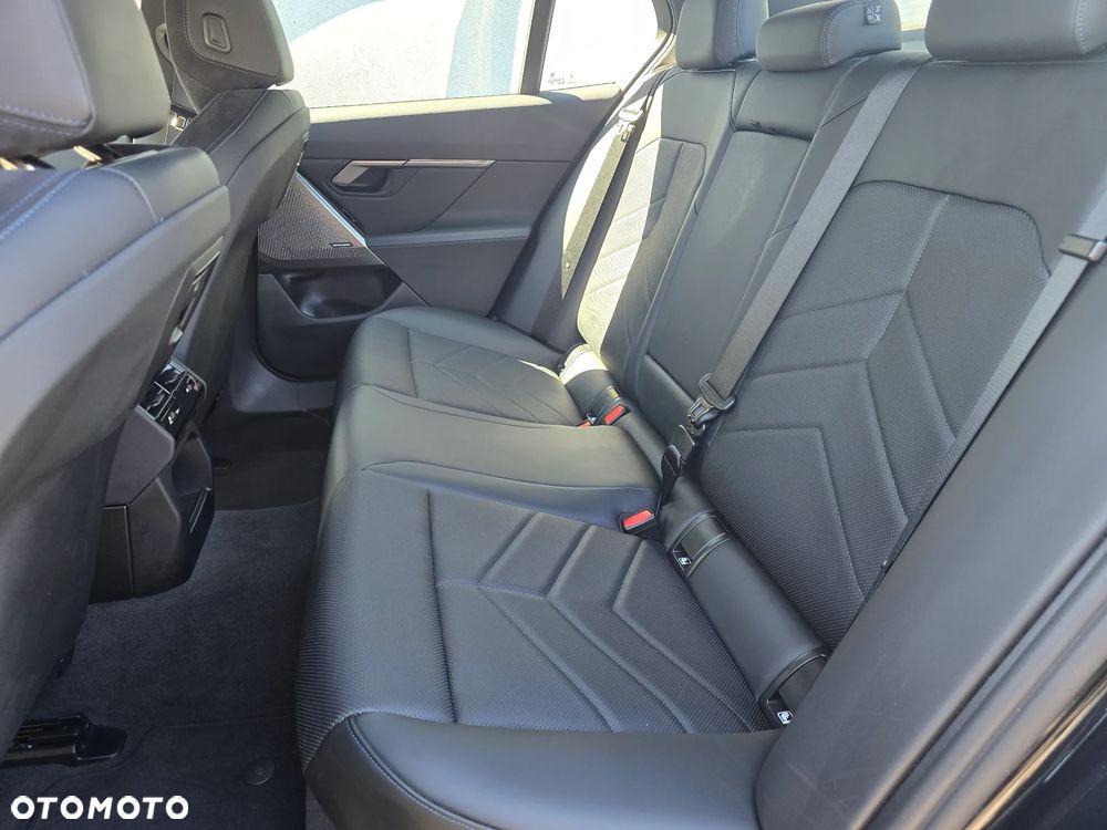 BMW Seria 5 520d xDrive mHEV M Sport - 10