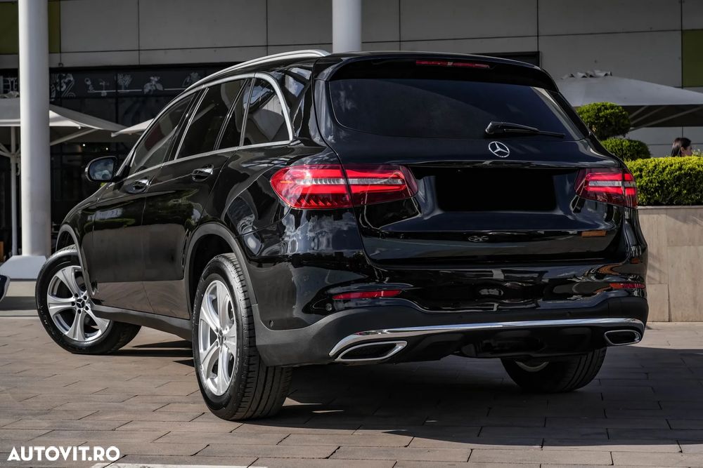 Mercedes-Benz GLC 250 d 4MATIC 9G-TRONIC AMG Line - 11