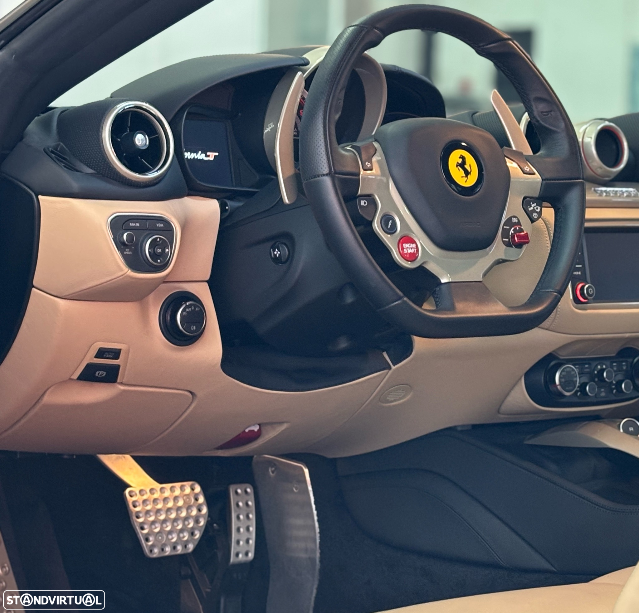 Ferrari California T - 37