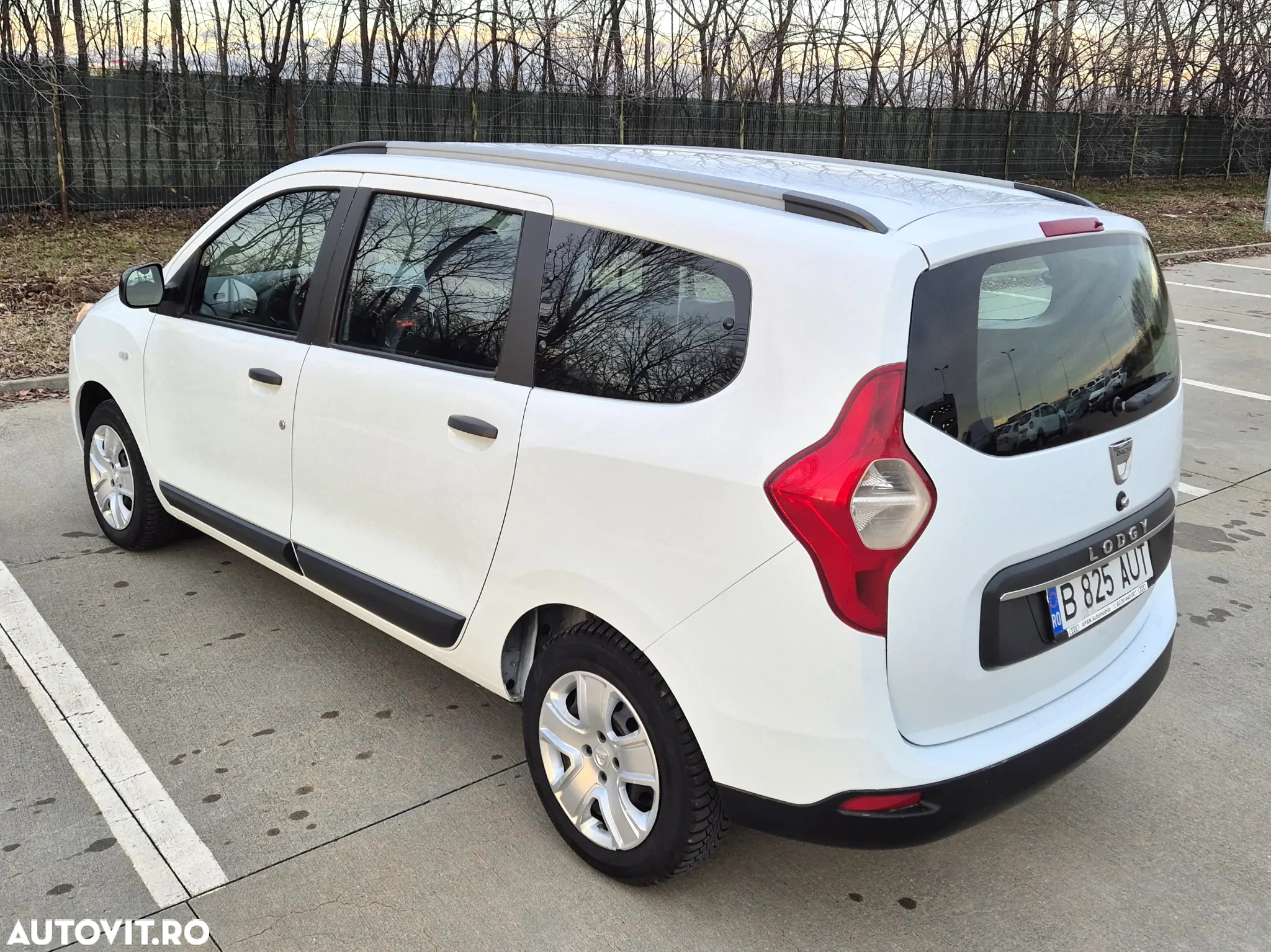 Dacia Lodgy 1.6 SCe Laureate - 14