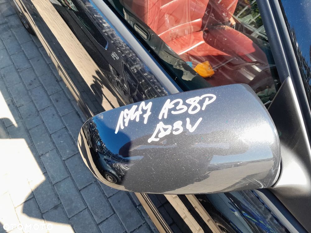 AUDI A3 8P LUSTERKO PRAWE PRZEDNIE PRAWY PRZÓD KOLOR: LZ9W - 2