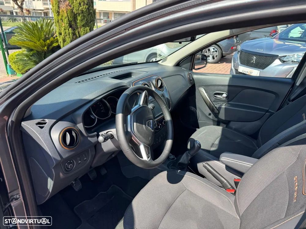 Dacia Sandero 0.9 TCe Stepway - 14