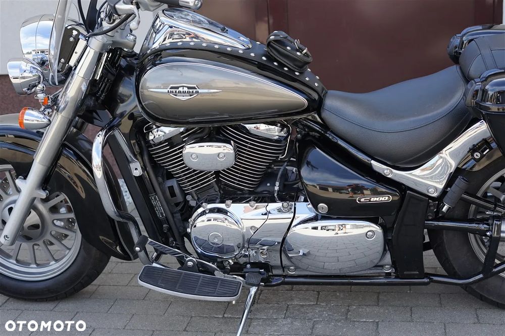 Suzuki VL 800 Volusia - Boulevard C50 - 25