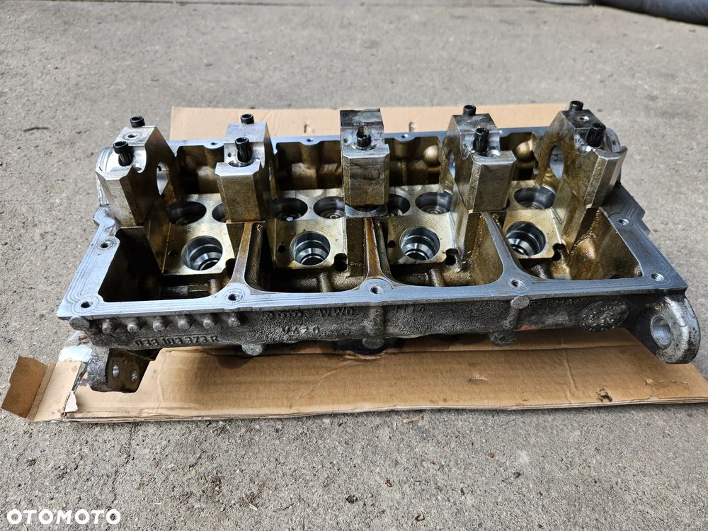 Głowica Cylindrów VW AUDI SEAT 2.0 TDI - 2