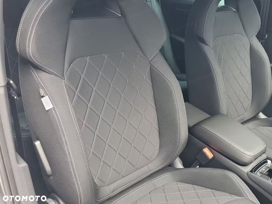Skoda Karoq 1.5 TSI ACT Sportline DSG - 6