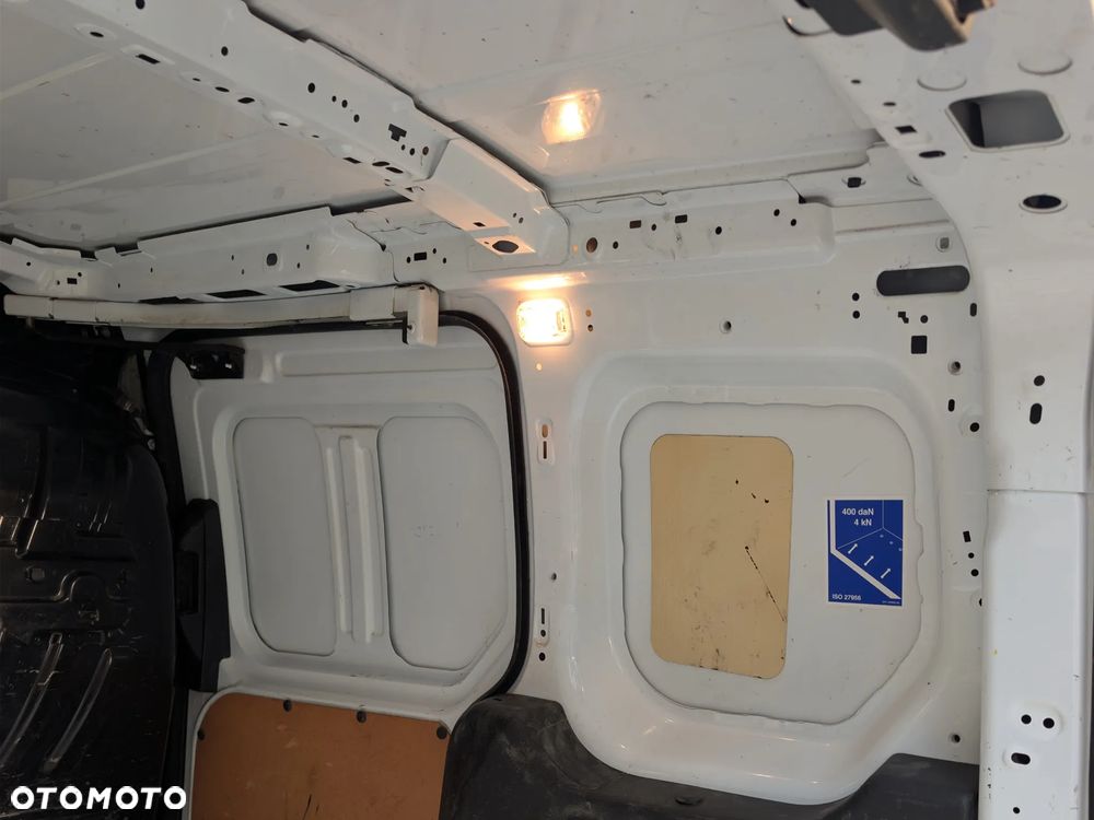 Ford Transit Connect - 39