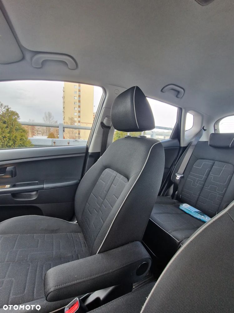 Kia Venga 1.4 M - 25