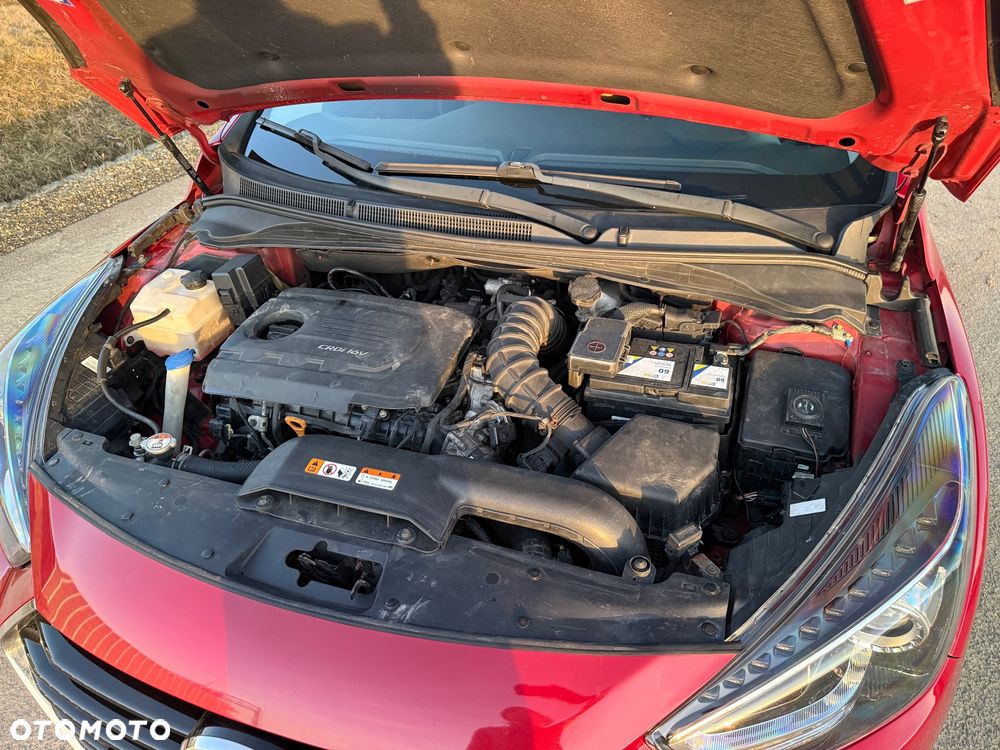 Hyundai i40 Kombi blue 1.7 CRDi Premium - 16