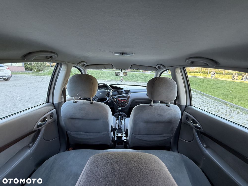 Ford Focus - 8