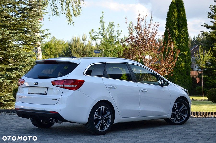 Kia Ceed 1.6 CRDi GT Line DCT - 14