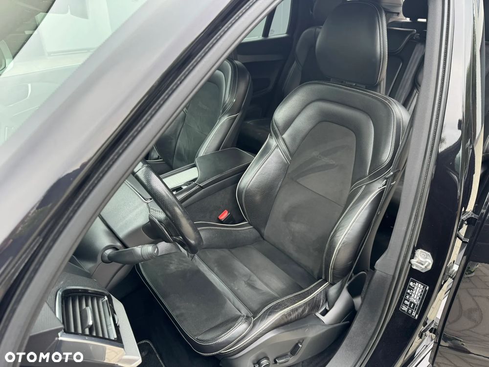 Volvo XC 90 D5 AWD Geartronic RDesign - 17