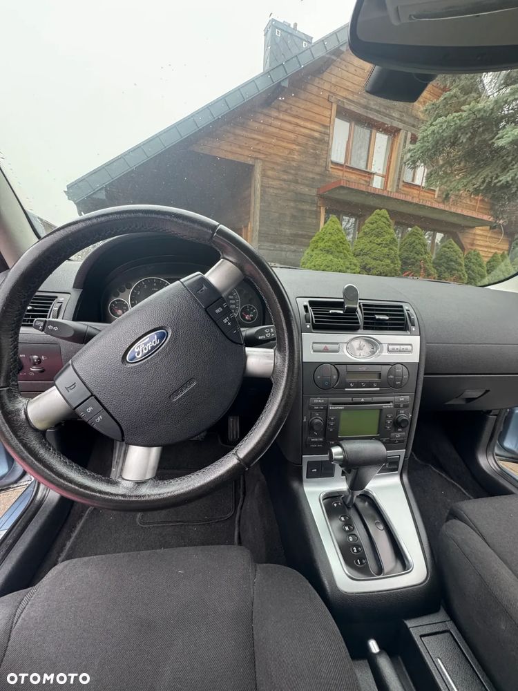 Ford Mondeo 2.0 Ambiente - 5