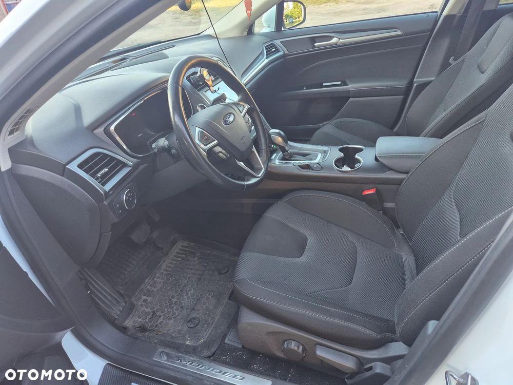 Ford Mondeo 2.0 TDCi Bi-Turbo Titanium PowerShift - 9