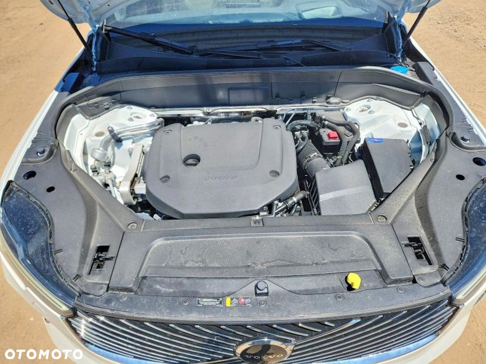 Volvo XC 90 - 7
