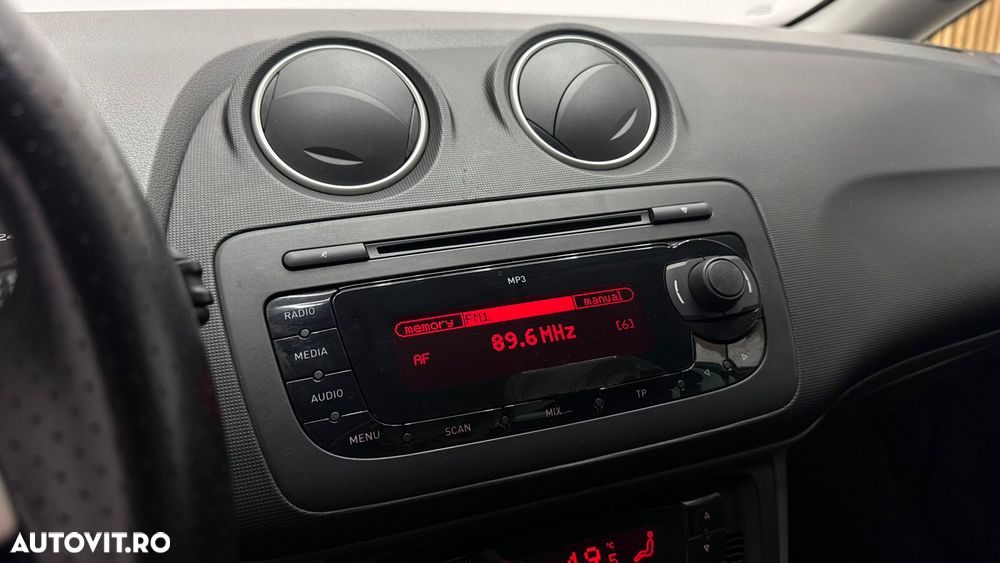 Seat Ibiza 1.2 12V Style - 17