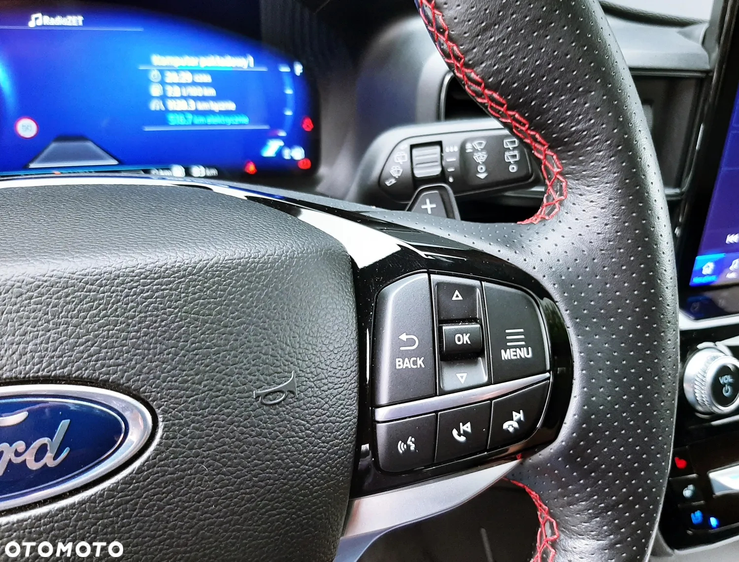 Ford Explorer 3.0 EcoBoost PHEV 4WD ST-Line - 34
