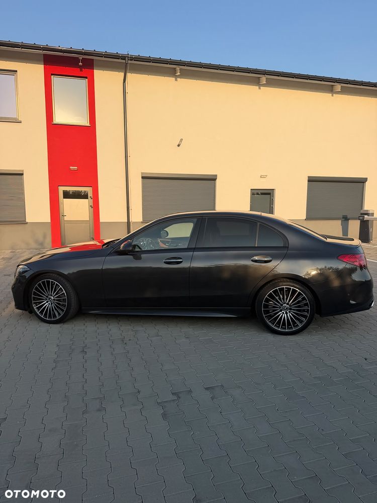 Mercedes-Benz Klasa C 300 mHEV 4-Matic AMG - 9