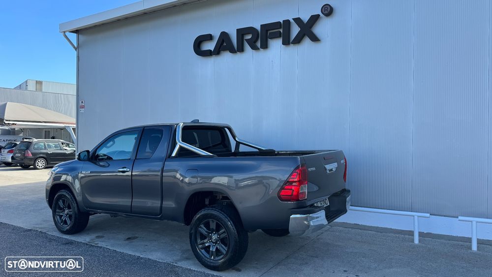 Toyota Hilux 2.4 D-4D 4WD Trial - 16