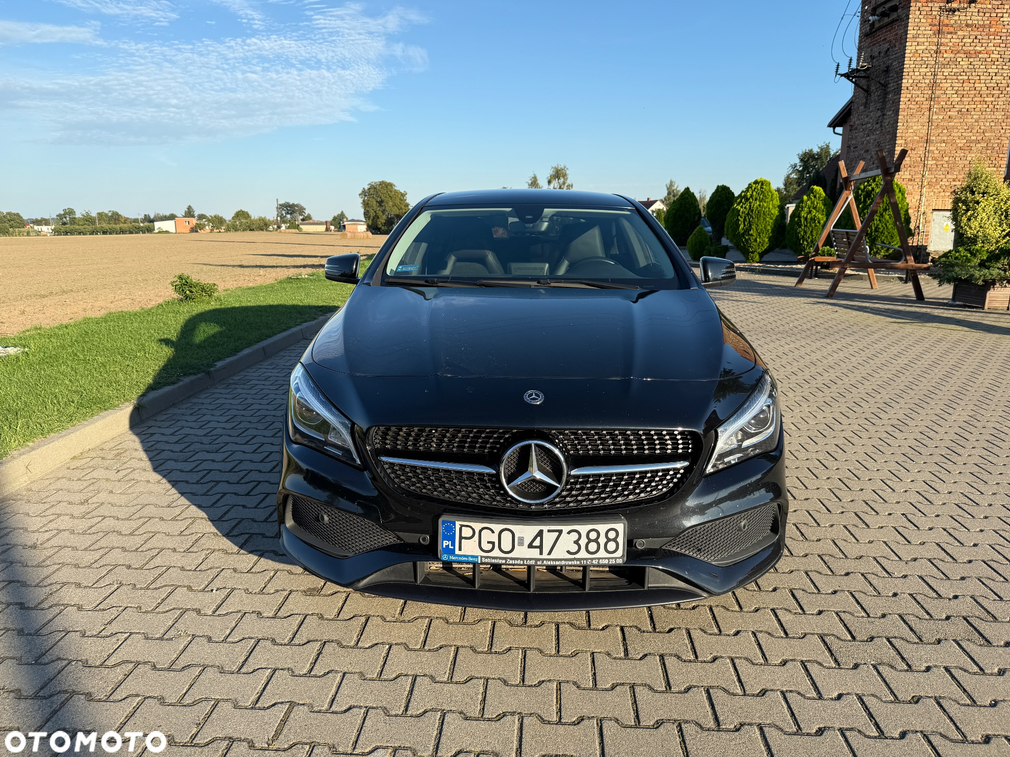 Mercedes-Benz CLA 220 4-Matic AMG Line - 11