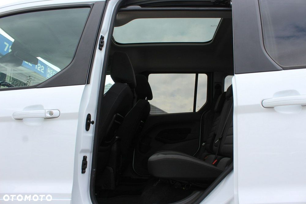 Ford Tourneo Connect - 22