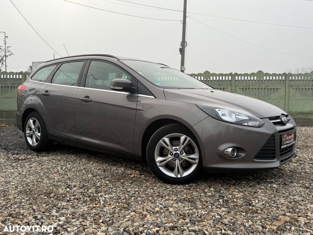 Ford Focus Turnier 1.0 EcoBoost Start-Stopp-System Titanium - 1