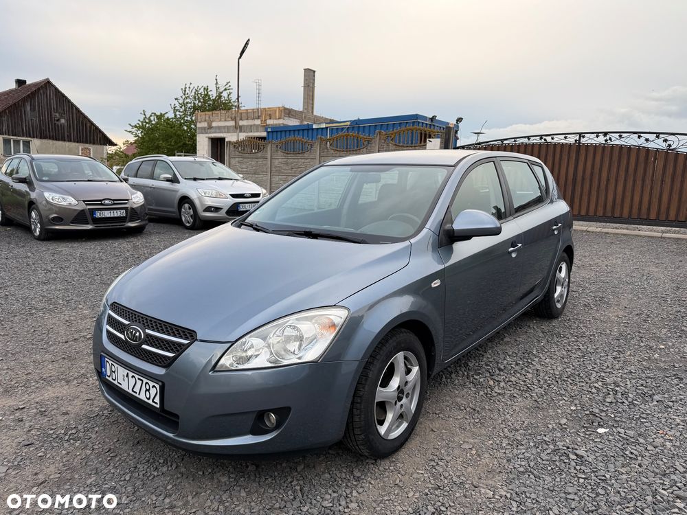 Kia Ceed 1.4 CVVT LX - 1