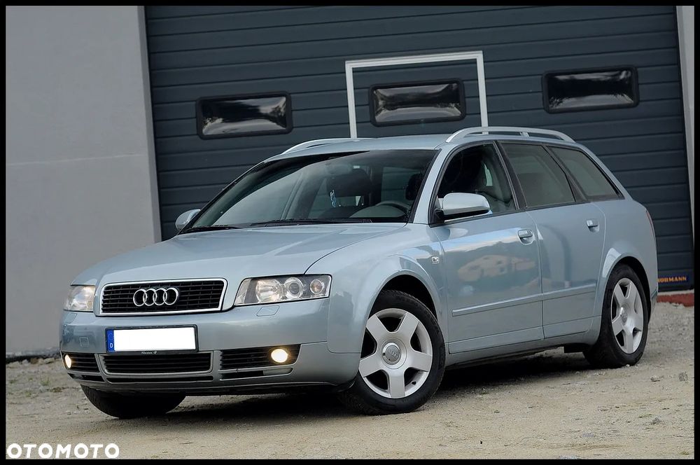 Audi A4 Avant - 10