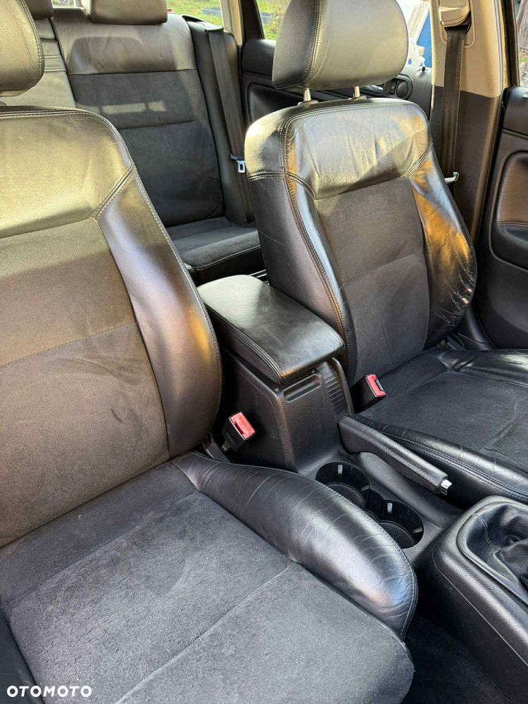 Volkswagen Passat 2.0 Highline - 18