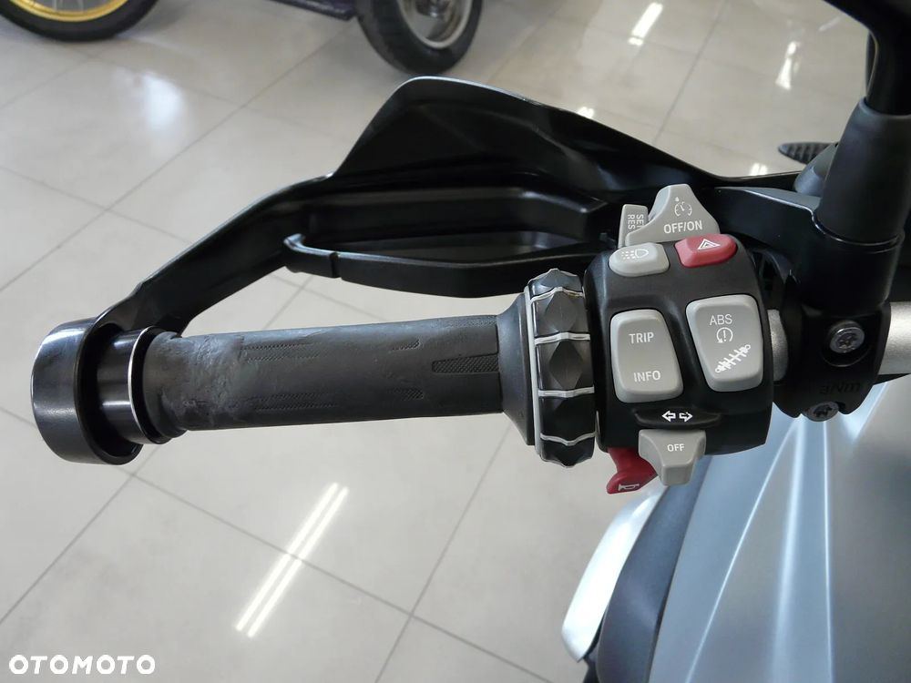BMW GS - 25
