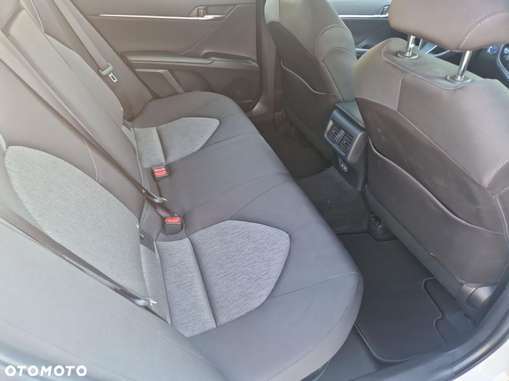 Toyota Camry 2.5 Hybrid Comfort CVT - 15