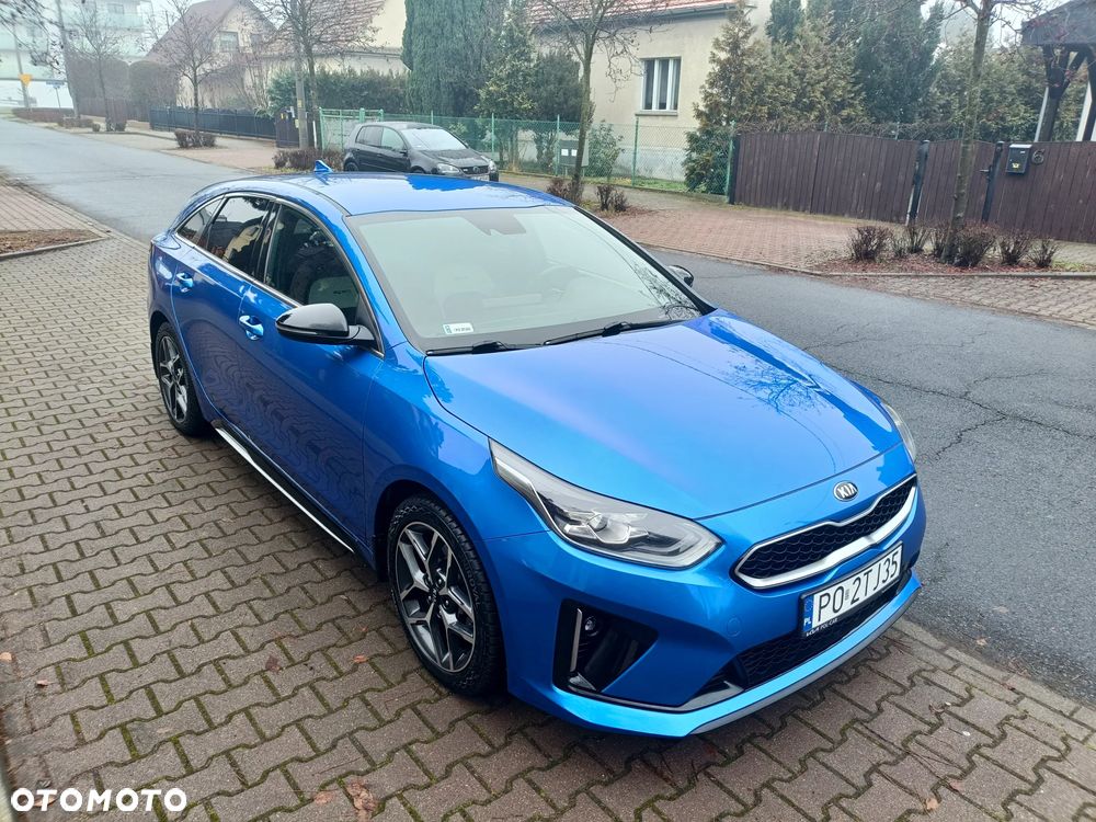 Kia ProCeed - 34