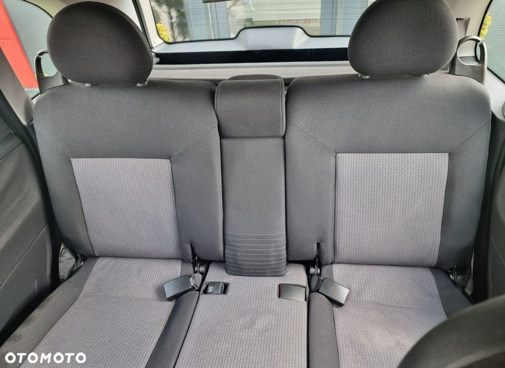 Opel Meriva - 12