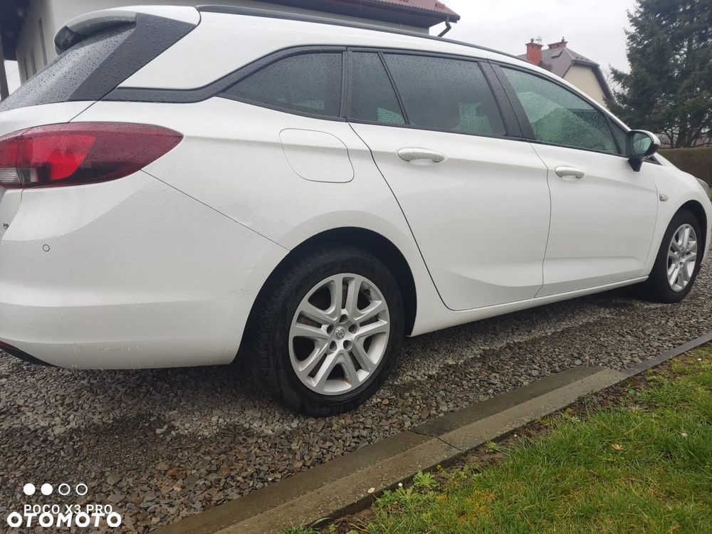 Opel Astra 1.6 CDTI Enjoy S&S - 3