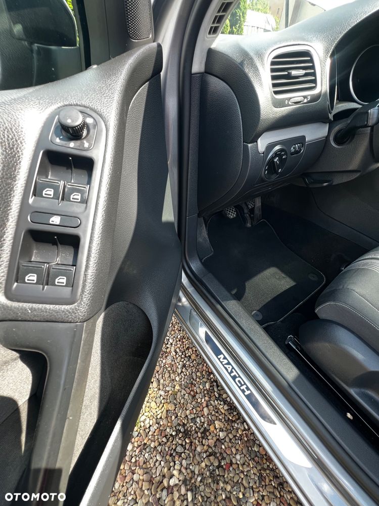 Volkswagen Golf 1.2 TSI BMT Start - 11