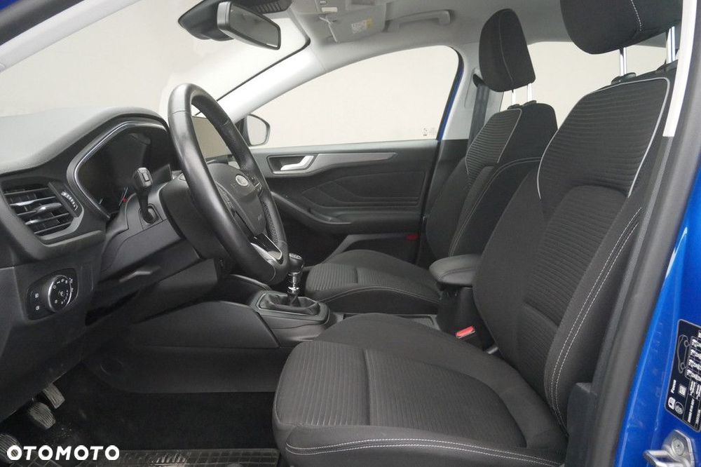 Ford Focus 1.0 EcoBoost Titanium - 12