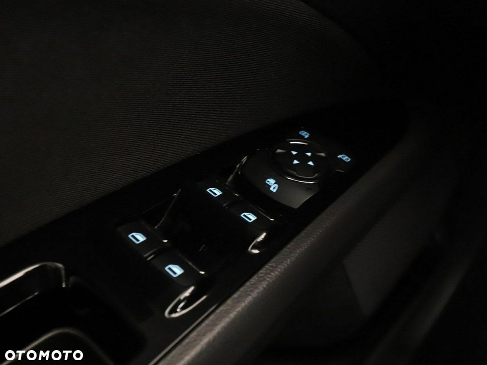 Ford Mondeo 1.5 EcoBoost Trend - 36