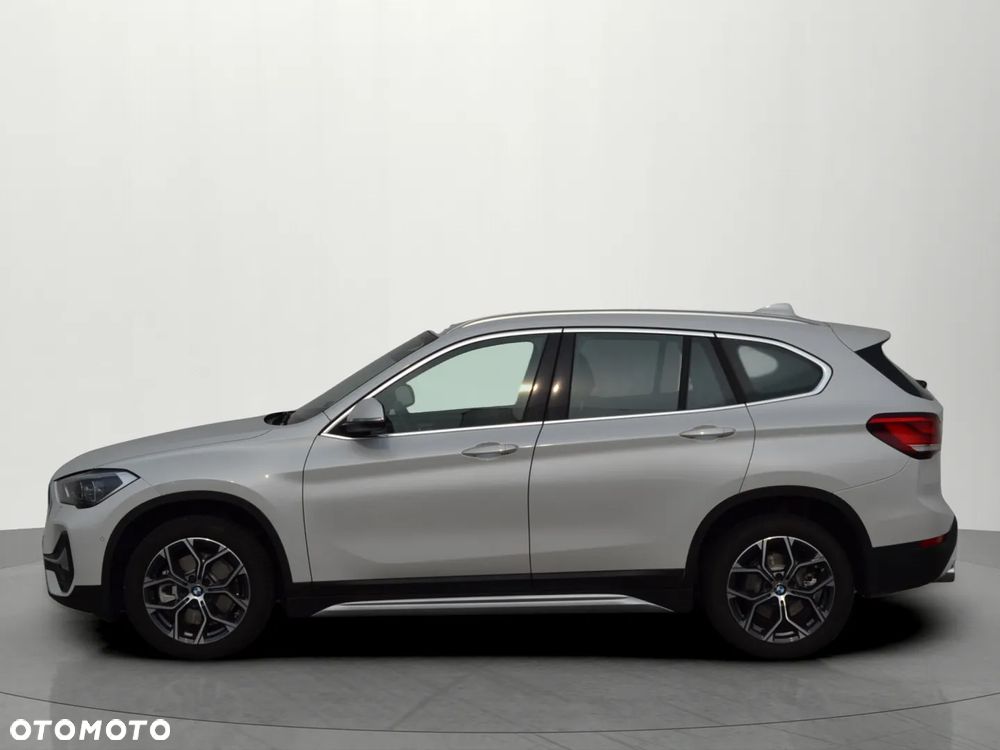 BMW X1 xDrive20d xLine sport - 3