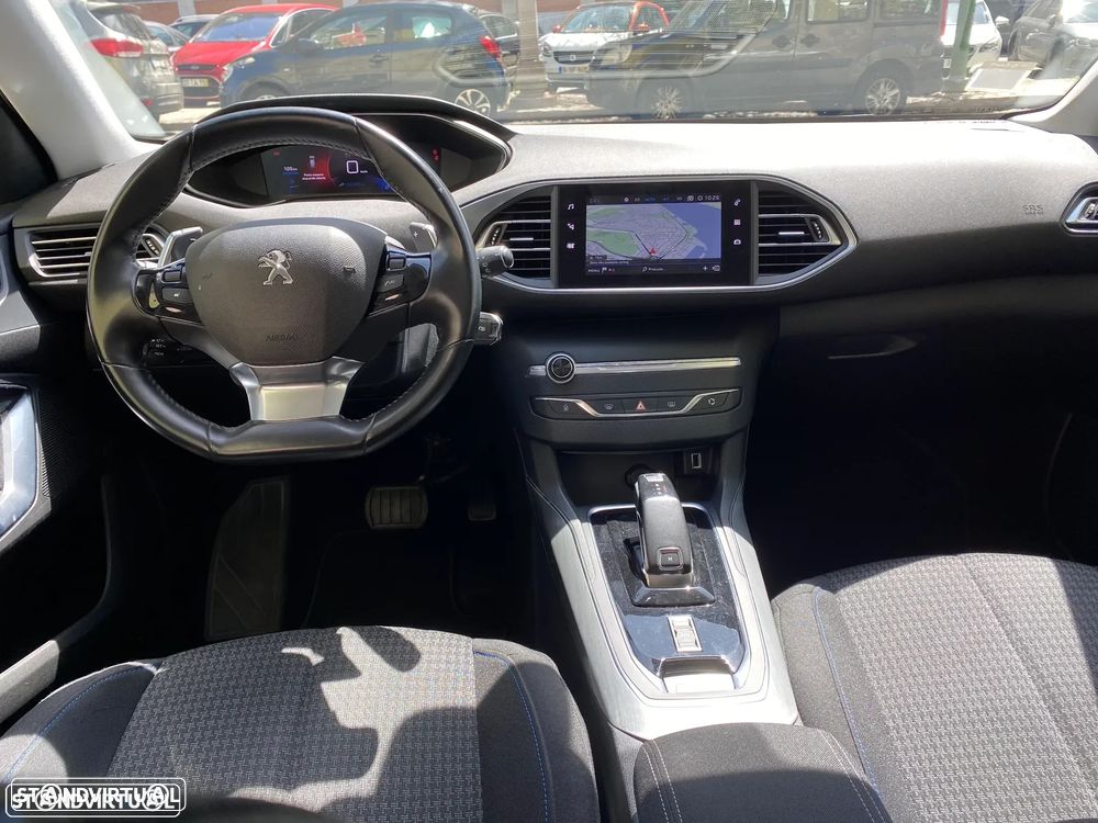 Peugeot 308 SW 1.5 BlueHDi Style EAT8 - 14