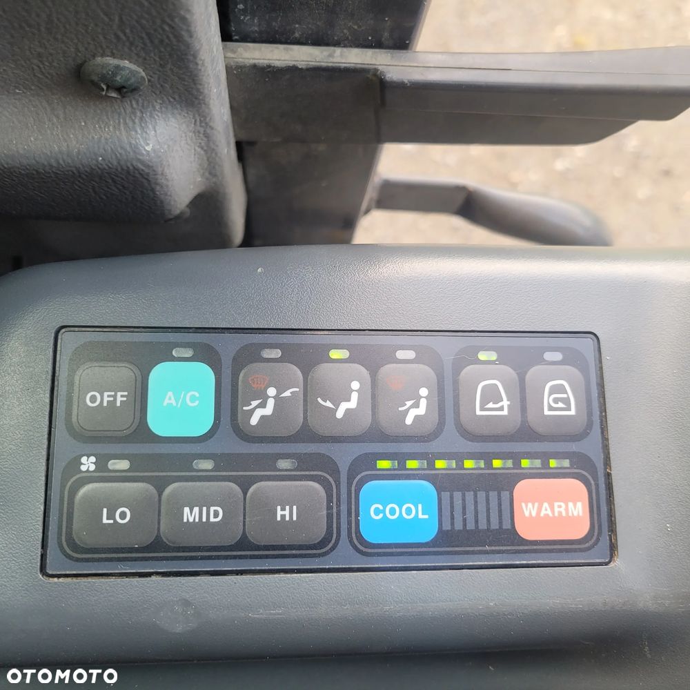 Doosan DX85R - 10