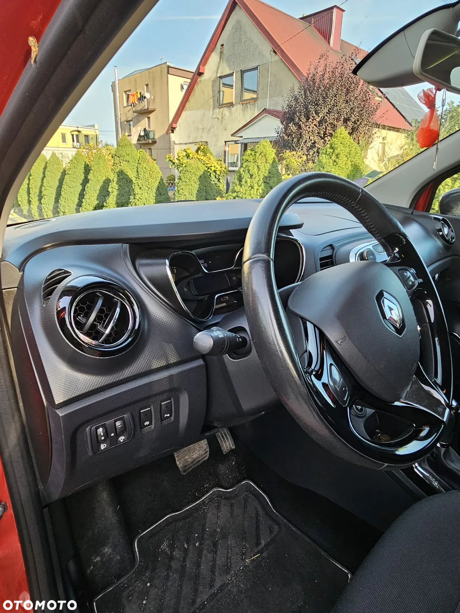 Renault Captur 1.2 Energy TCe Limited EDC - 13