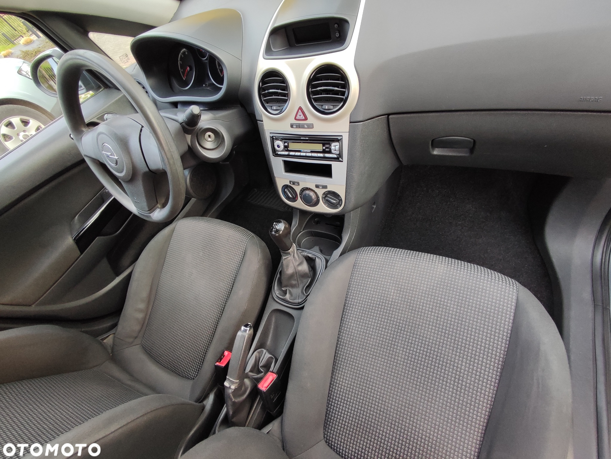 Opel Corsa - 12