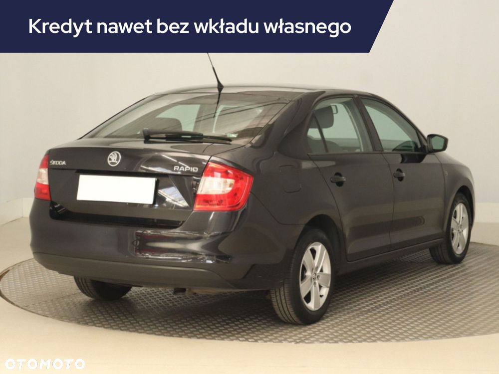 Skoda RAPID - 7