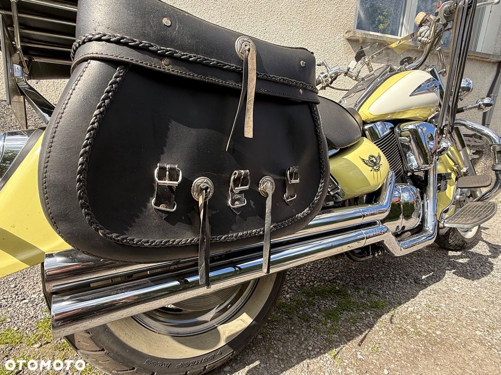 Suzuki Intruder - 6