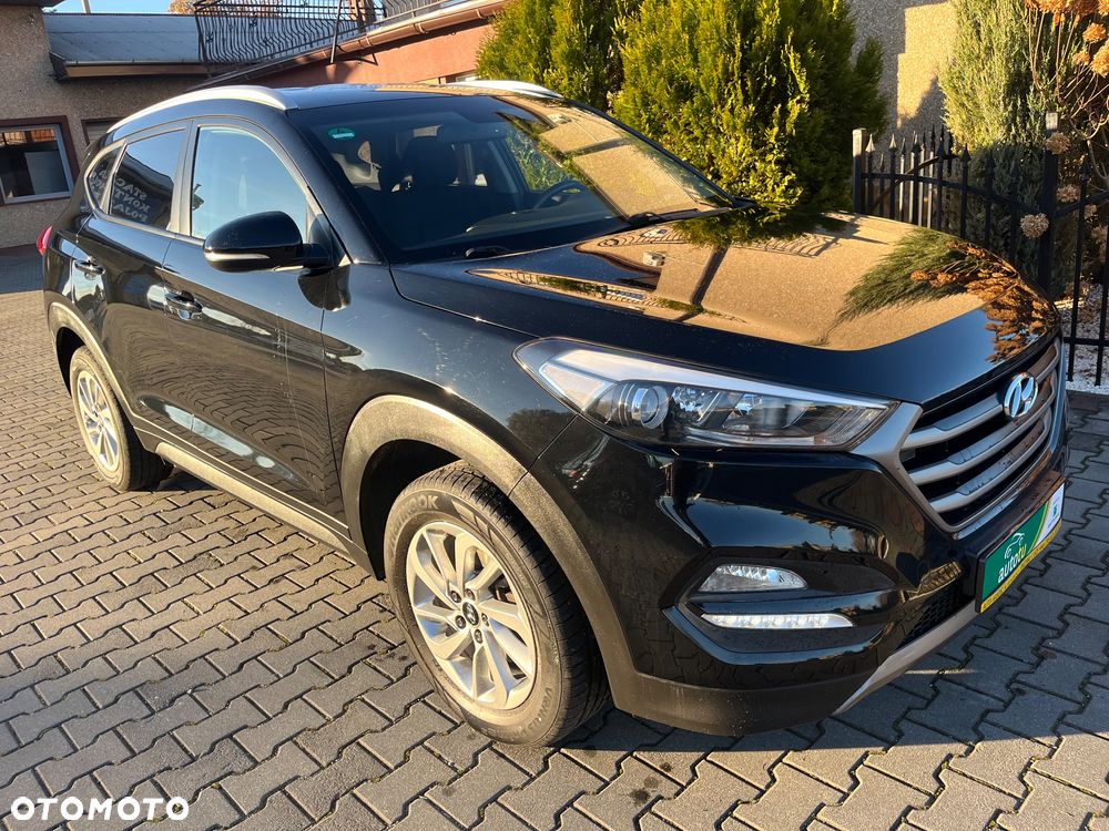Hyundai Tucson blue 1.7 CRDi 2WD Intro Edition - 20