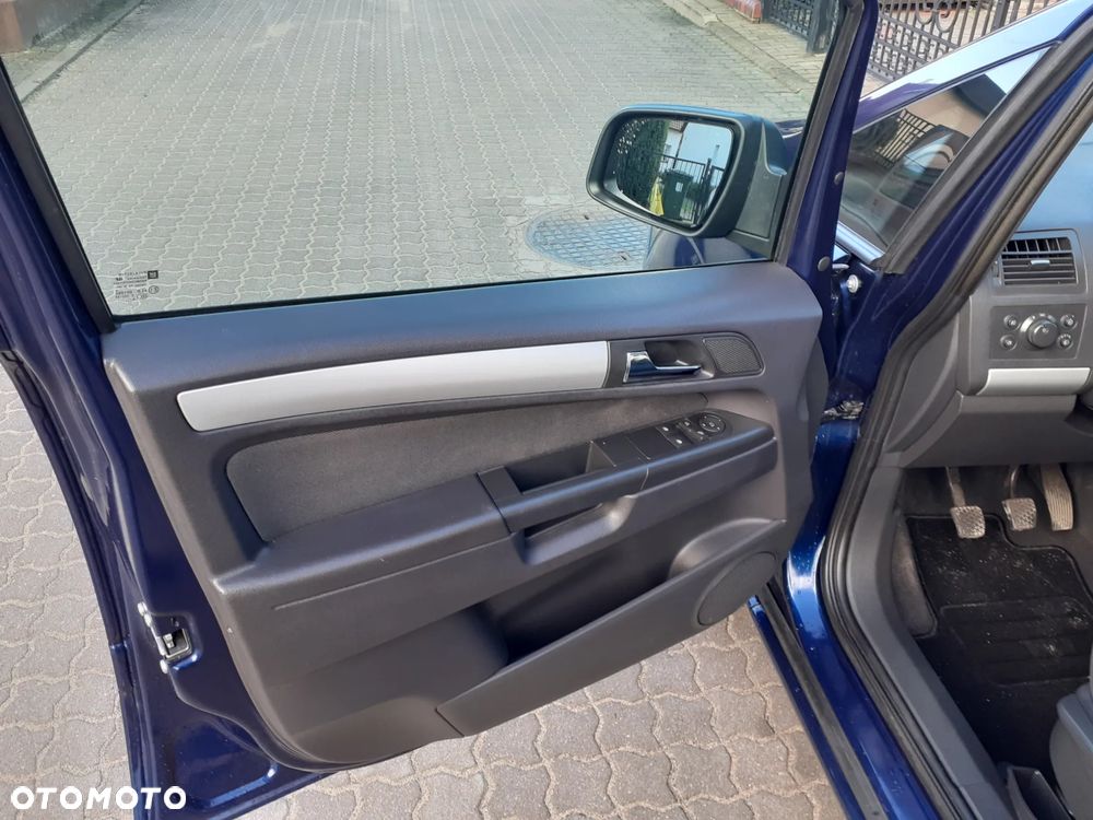 Opel Zafira 1.8 Edition 111 Jahre - 12