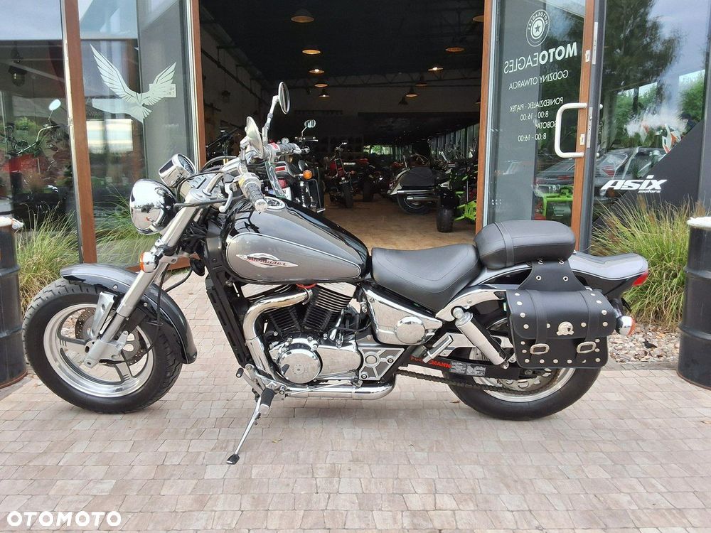 Suzuki Marauder - 12