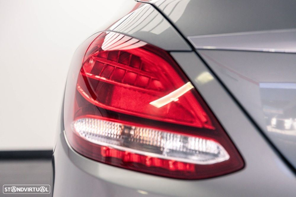 Mercedes-Benz C 180 BlueTEC AMG Line - 10