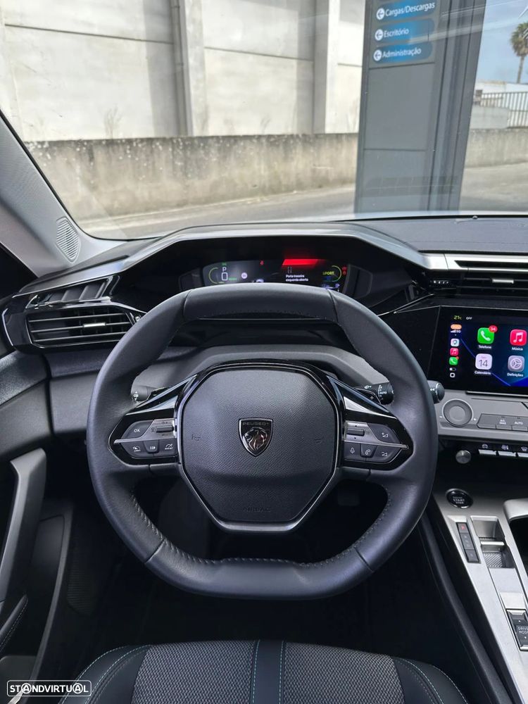Peugeot 308 1.6 Hybrid Allure e-EAT8 - 29