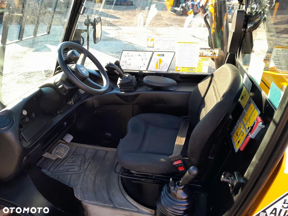 JCB 520-40 - 18